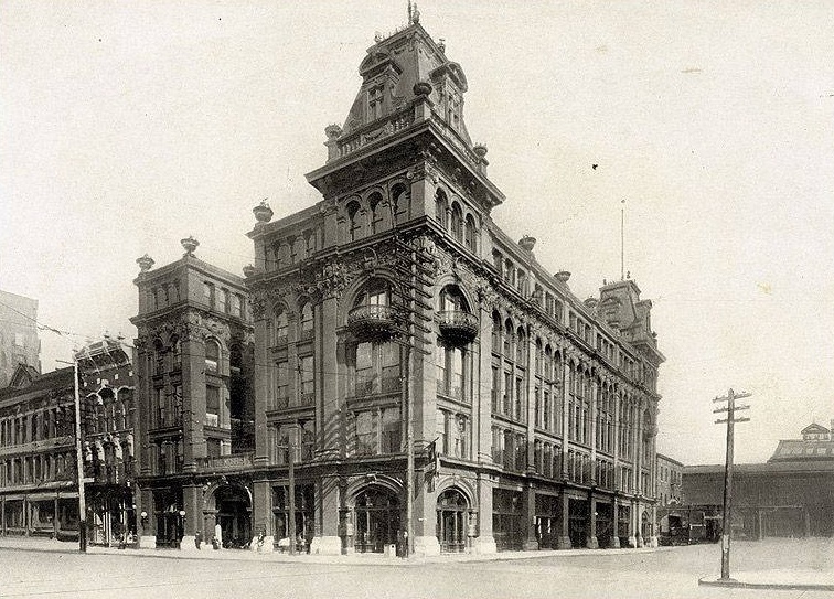 [Image: Morris_Hotel_1st_Avenue_and_19th_Street-1908.jpg]