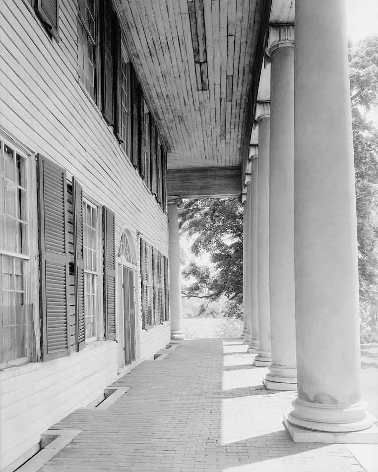Forks of Cypress 1822 mansion in Florence, Alabama, had an air
