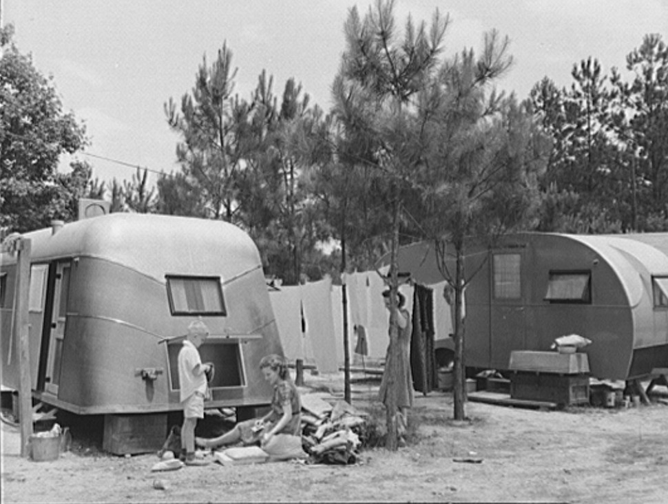 Sylacauga, Alabama set an example for the nation in this vintage, wartime 1943 film