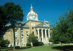 fayette county courthouse