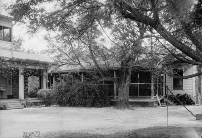 glennville plantation17LOOKING SOUTH EAST AT ANNEX (DINING ROOM AND KITCHEN). - Elmoreland