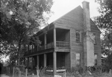 PATRON + This tavern in Alabama had a secret stairway. Do you know the purpose? (film)