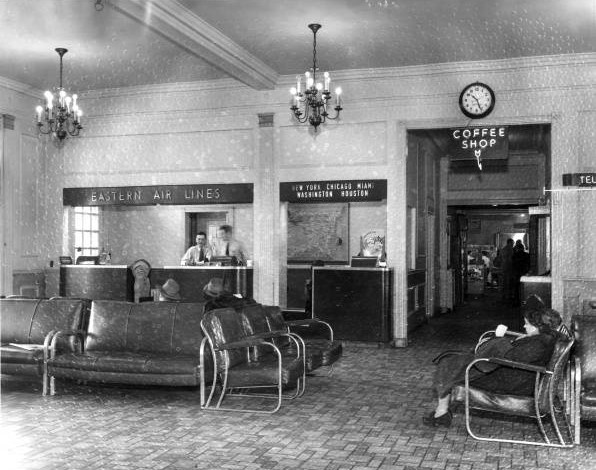 Birmingham_Airport_interior_view