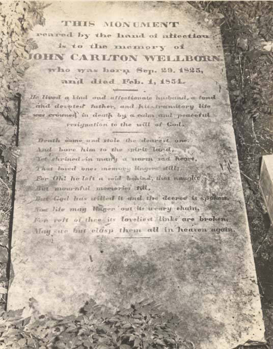 Monument_of_John_Wellborn_son_of_General_William_Wellborn_in_the_old_Wellborn_burial_ground_on_Riverside_Drive_in_Eufaula_Alabama (1)
