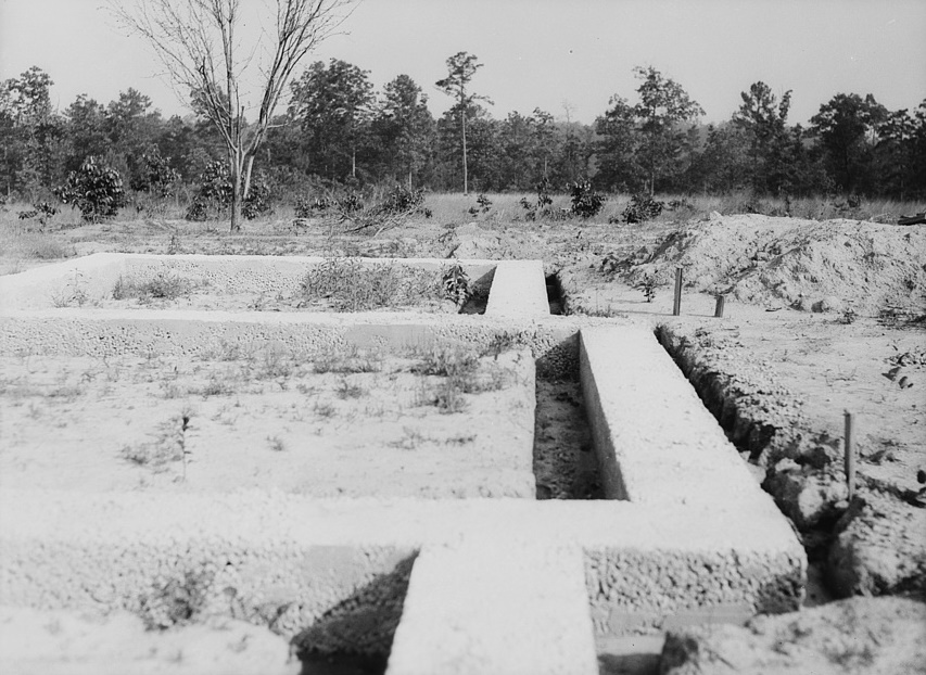 Rammed earth construction near Birmingham, Alabama. A depth of eleven inches is adequate for footings in the Gulf and South Atlantic states2