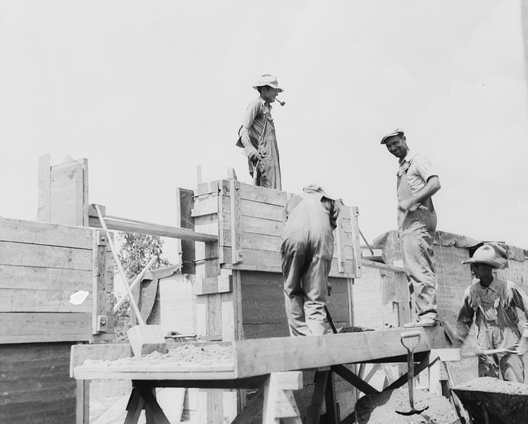 Rammed earth construction near Birmingham, Alabama3