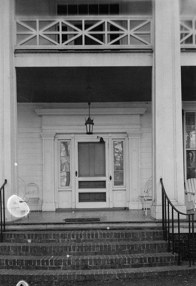 Arlington - Alex Bush, Photographer, March 4, 1937 CLOSE-UP OF MAIN ENTRANCE - Arlington Place, 331 Cotton Avenue, Southwest, Birmingham, Jefferson County, AL