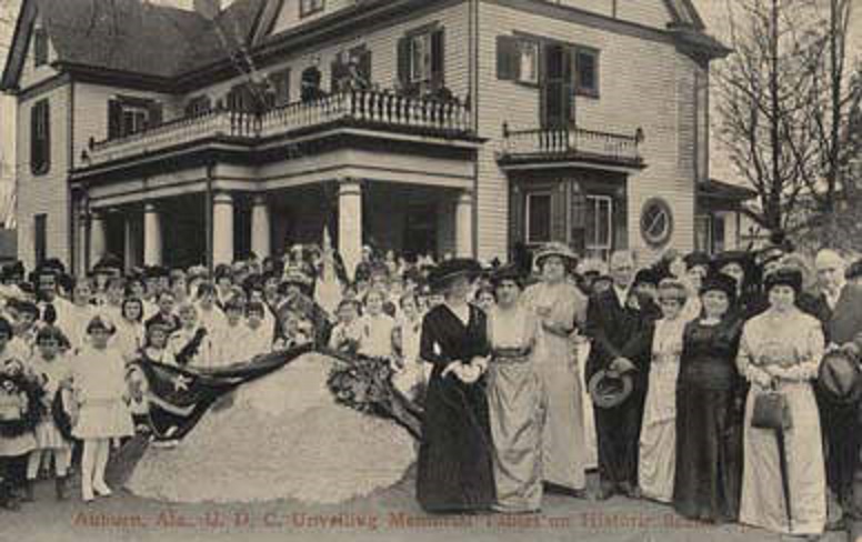 Auburn, Ala., U.D.C. Unveiling Memorial Tablet on Historic Scene ca. 1890