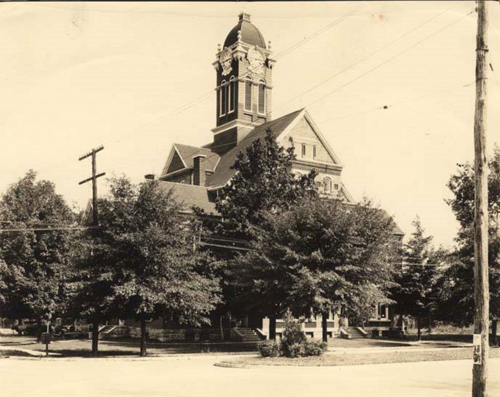 Franklin County Courthouse ca. 1920