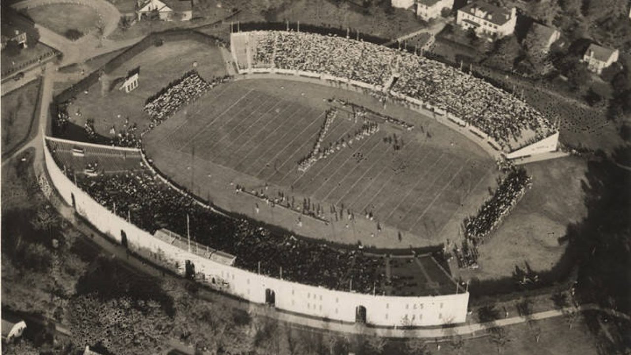 Do You Remember When Bryant Denny Stadium Looked Like This Includes Some Names Of Graduates In 1914 Alabama Pioneers