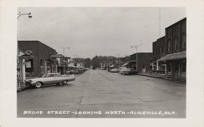 Aliceville, Alabama Broad Street looking north ca. 1950-60 (Alabama Department of Archives and History)
