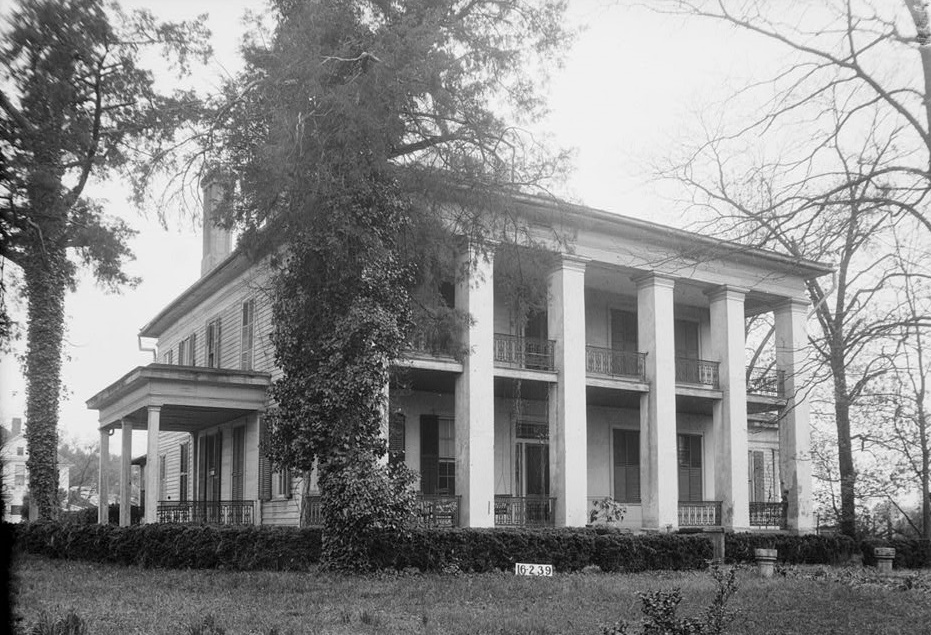 PATRON + Bluff Hall, Marengo County – this beautiful and historic mansion has been preserved