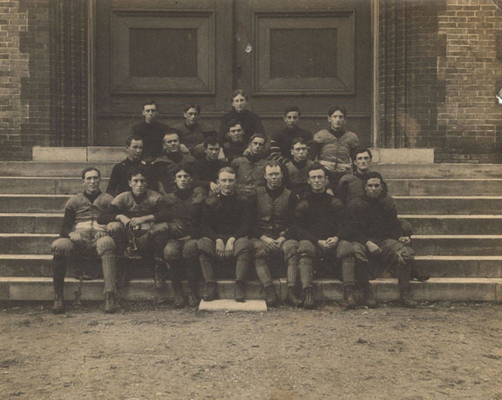 Football team at the University of Alabama in Tuscaloosa. July 30, 1901 Q8881