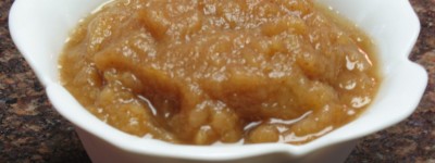 PATRON + RECIPE WEDNESDAY: Two old recipes from the past - old-fashioned apple sauce and Molasses Pudding
