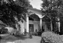 The county seat of Bullock County, Alabama has many beautiful historic homes