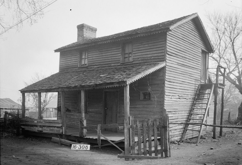 W. N. Manning, Photographer, March 31st, 1934. FRONT VIEW - WEST ELEVATION. - High Street (Old Tavern), Mooresville, Limestone County, AL