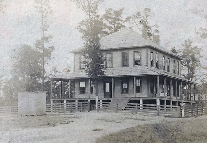 Home of the prison warden in Wetumpka, Alabama ca. 1910 (Alabama Department of Archives and History)