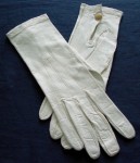 PATRON + SATURDAY SECRETS - Kid gloves were usually only for the rich - here is how they were cleaned in the 1890s