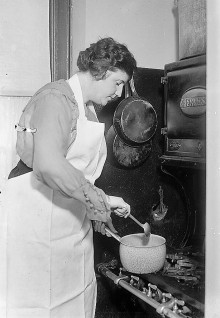 PATRON+ RECIPE WEDNESDAY: Jellied Eggnog from 1945