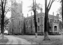 PATRON + May 27, 1973 – one of the oldest university buildings in Alabama was destroyed by a tornado