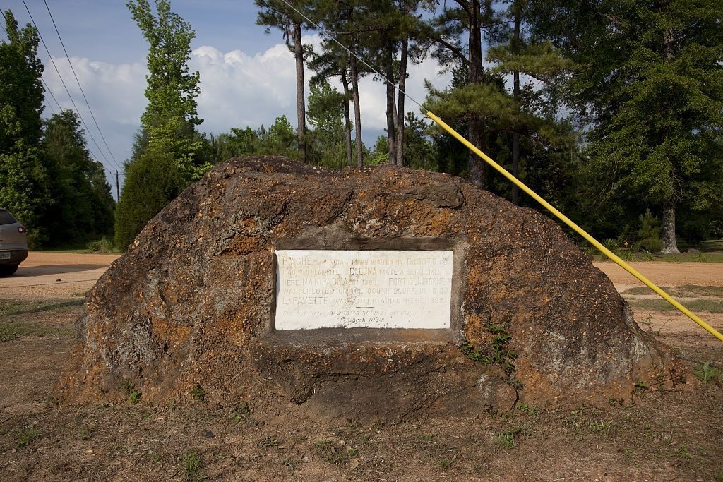 Piache, an indian town visited by Desoto in 1514 was near this monument. Fort Claiborne was also erected here in 1813 and visited by LaFayette in 1825.