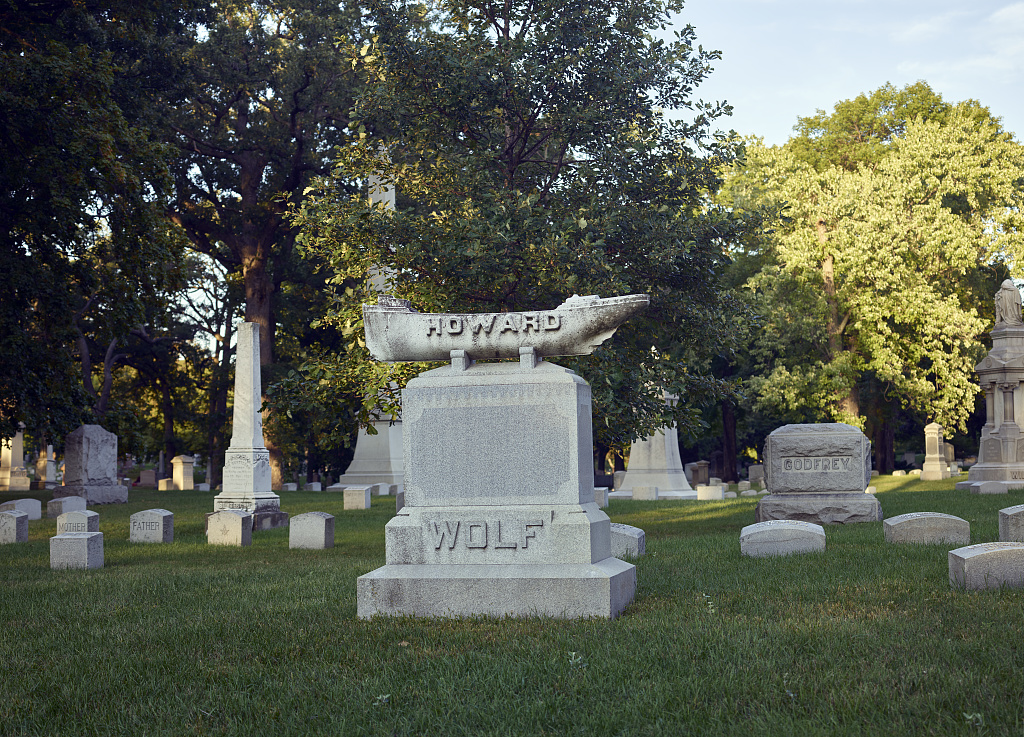 PATRON+ TOMBSTONE TUESDAY: Interesting tombstones from around the world