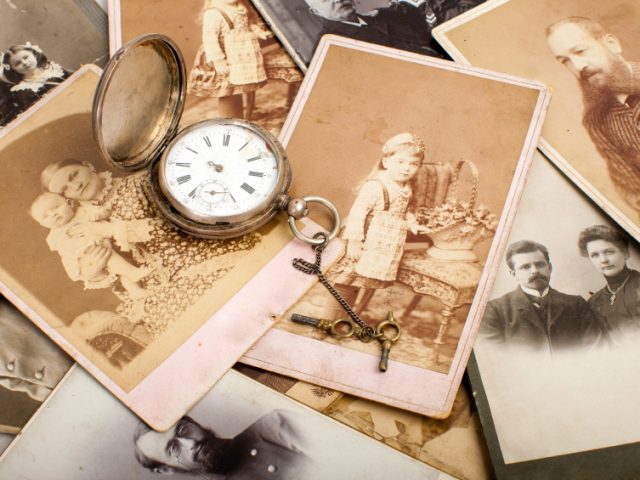 PATR0N – These genealogy queries from the 1930s may provide links for researchers