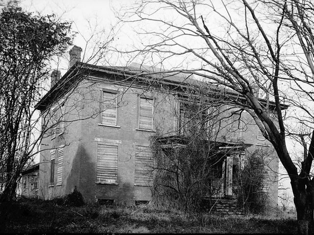 UPDATED WITH PODCAST -Haunted houses in Tuscumbia, Alabama hold many stories