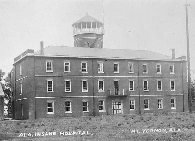 A historic hospital in Mobile – abandoned