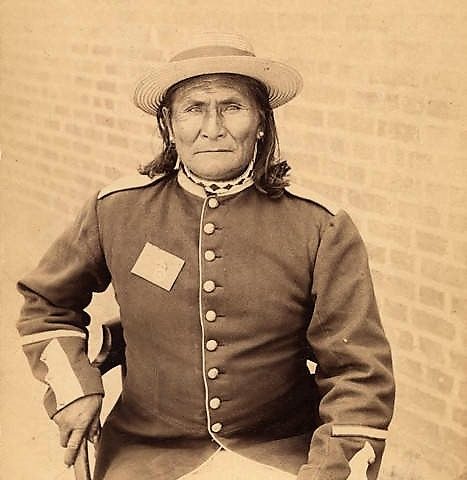 PATRON+ Apache Geronimo was imprisoned at Mt. Vernon, Alabama Part I
