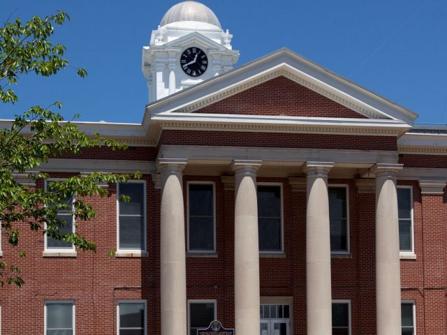 PATRON + Jackson County, Alabama held it’s first county court in Sauta Cave